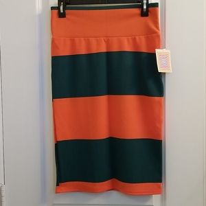 NWT Lularoe Cassie. Medium
